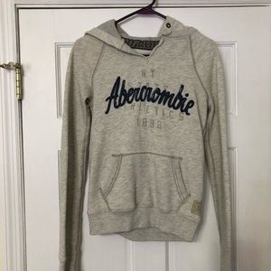 Abercrombie pullover sweatshirt! Like new!!